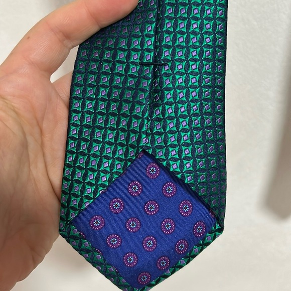 Ted Baker 100% Silk made in USA tie, green purple black all over print - Picture 3 of 5